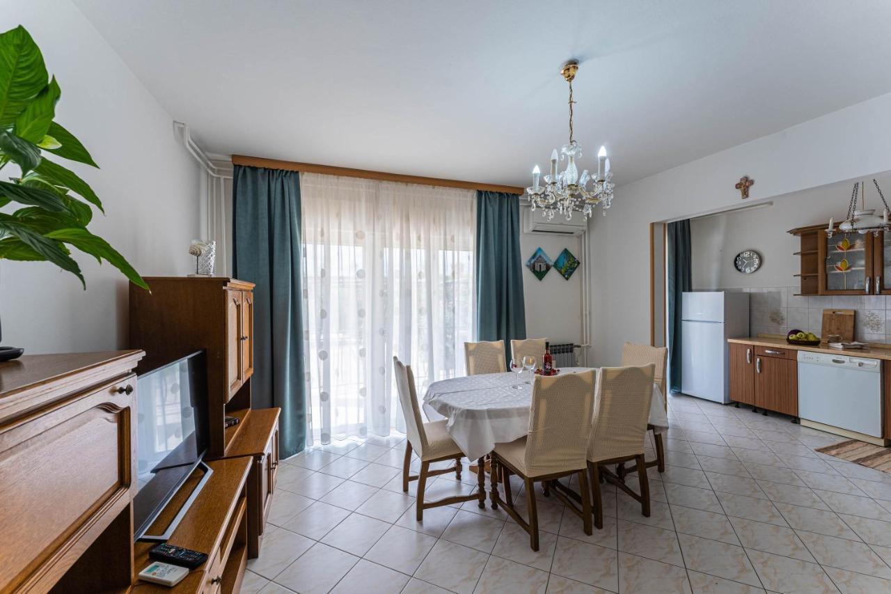 Apartman Ana Apartment Pula Exterior photo