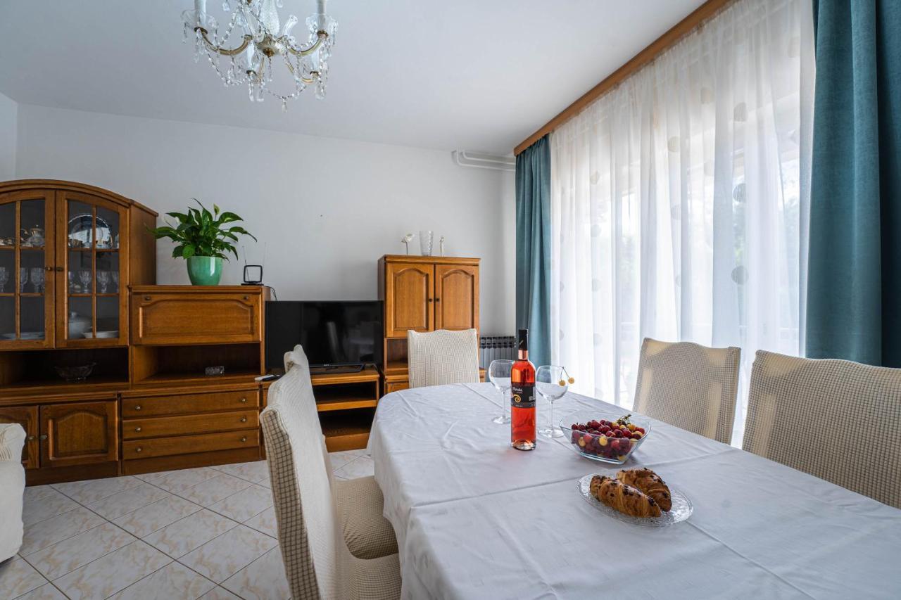 Apartman Ana Apartment Pula Exterior photo